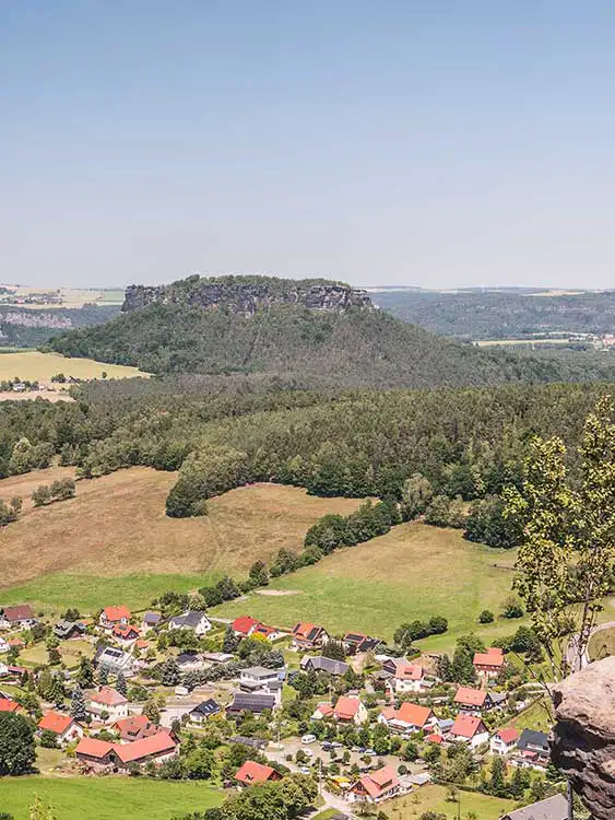 Elbsandsteingebirge - Blick zum Lilienstein