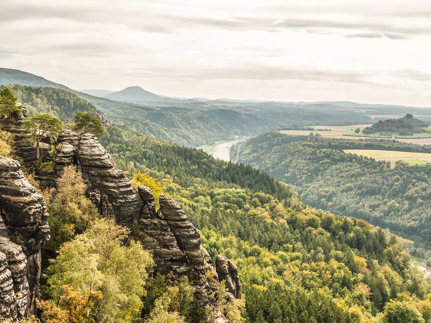 Elbsandsteingebirge - Elbtal