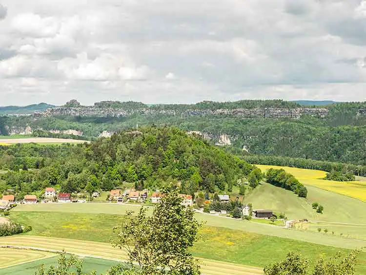 Elbsandsteingebirge - Blick vom Zirkelstein zur Schrammsteinkette