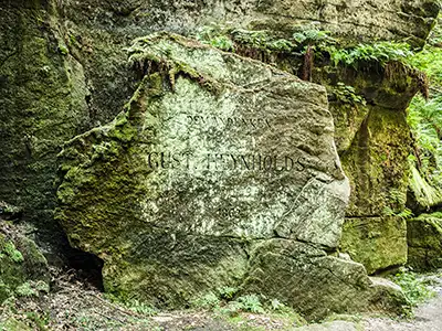 1. Etappe Malerweg - Gustav-Heynold-Gedenkstein