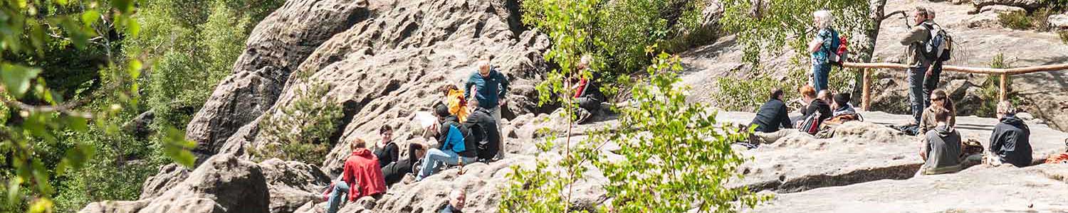 Wanderer an der Breiten Kluft Aussicht