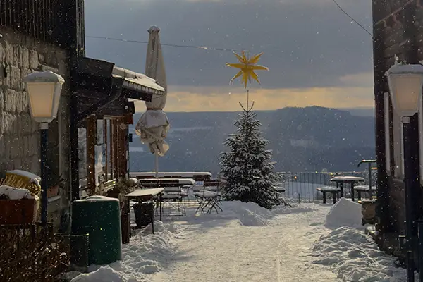 Brandaussicht in Weihnachtsstimmung
