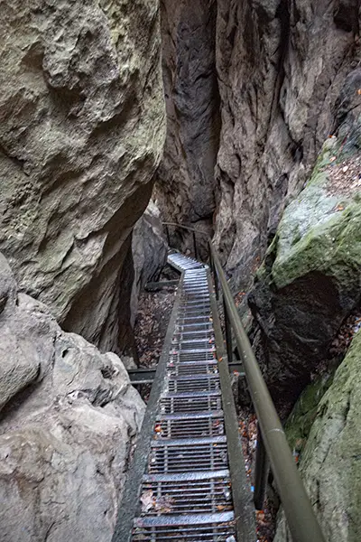 Eisenleitern in die Wolfsschlucht