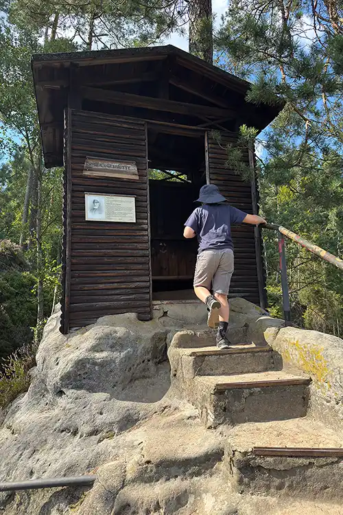Schutzhütte am Herrmannseck